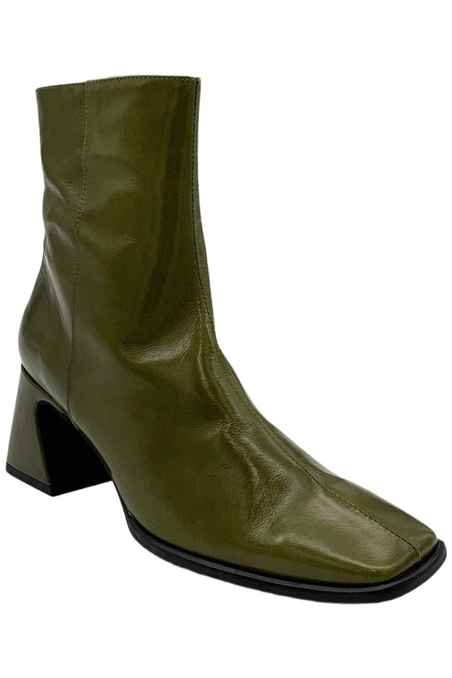 Intentionally Women's Blank Leather Ankle Boots Taffy Olive - Medium